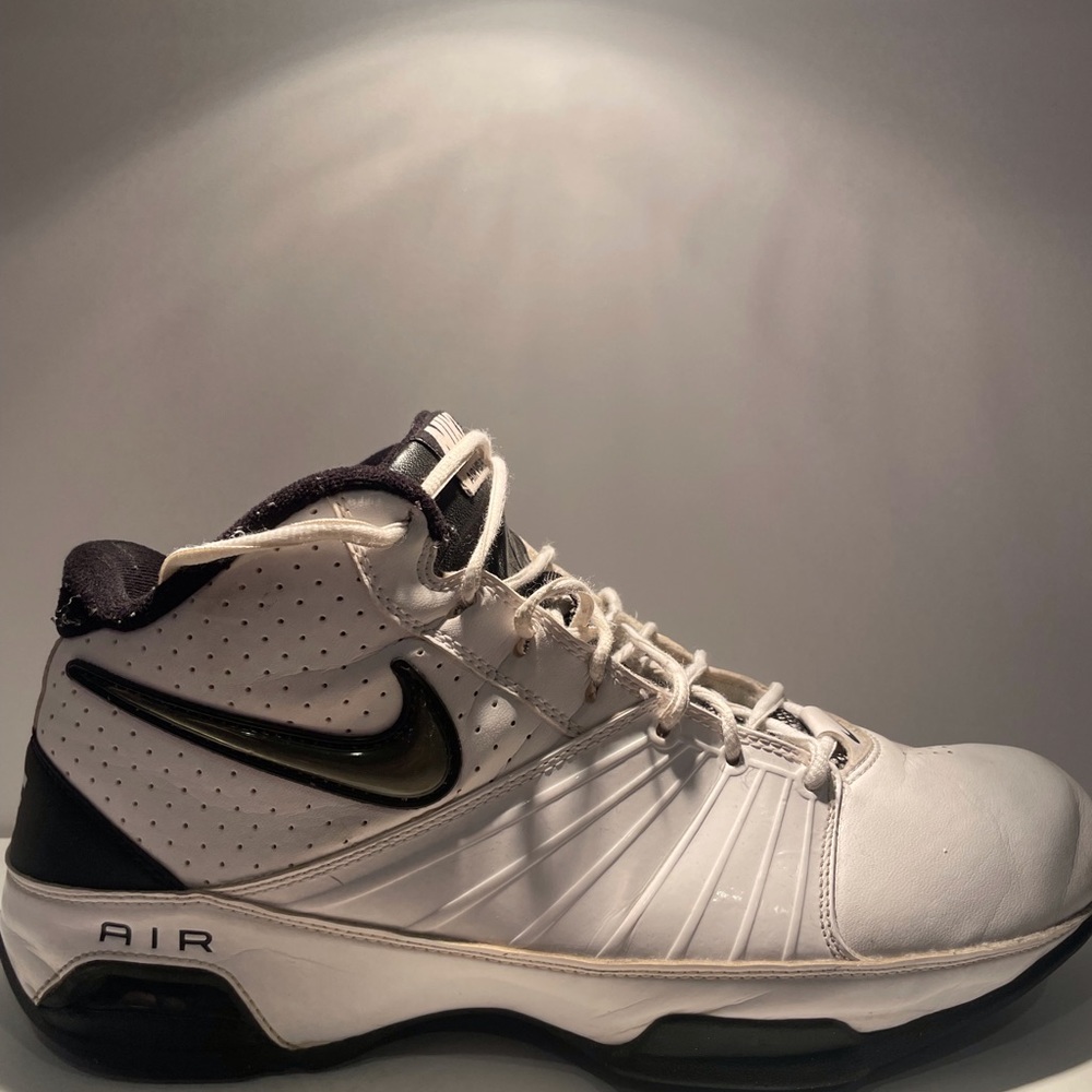 Nike Air Visi 2 size 11